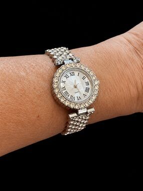 Quartz mother of pearl silver clear rhinestone bling watch